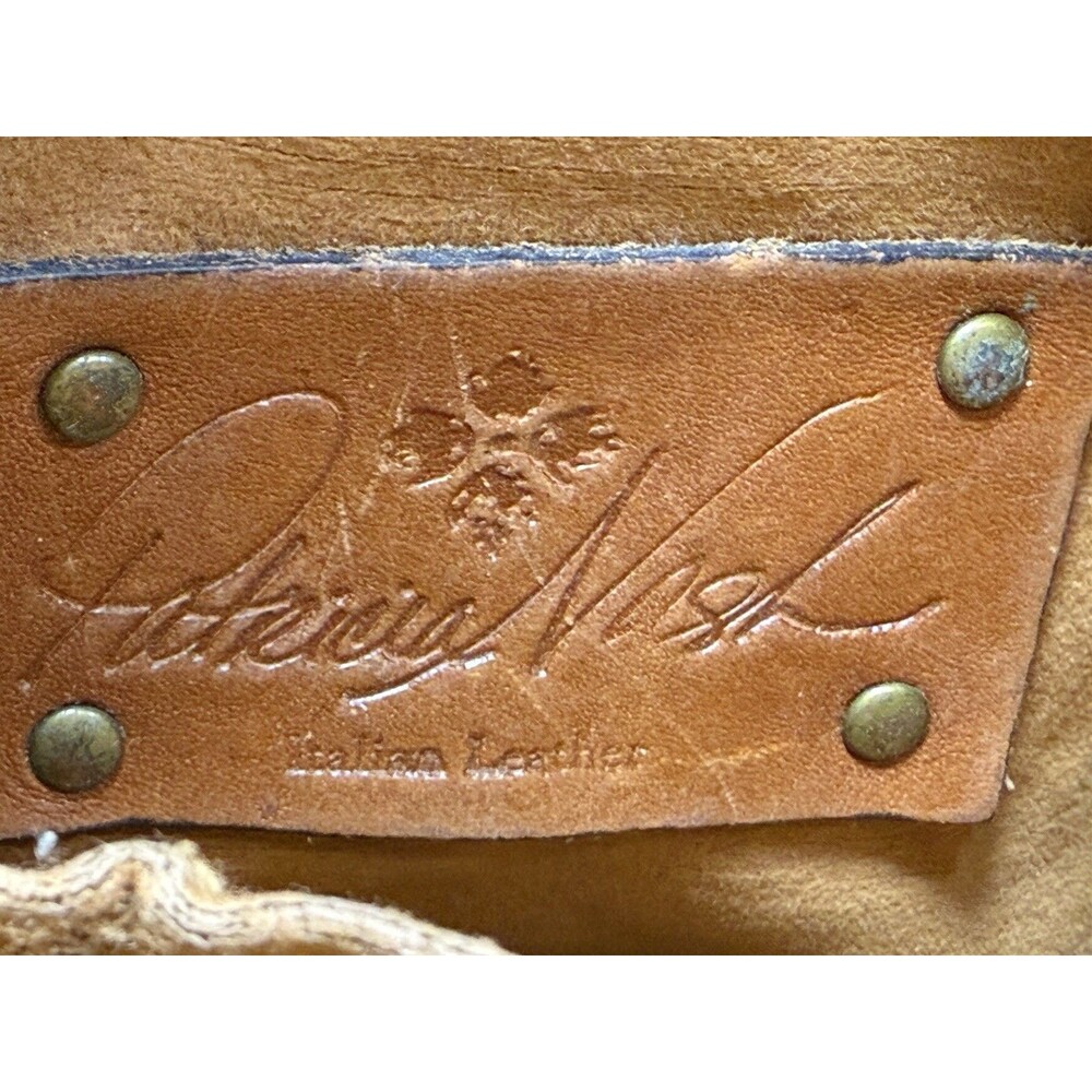 PATRICIA NASH #P53414 Crossbody with Whipstitched Detail In the Color Florence - Picture 11 of 16